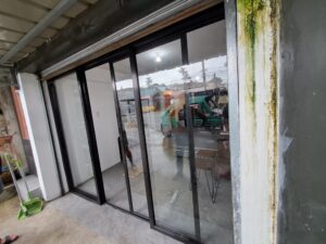 Glass and aluminum services